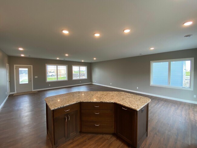Open floor plan - 3011 43rd Ave S
