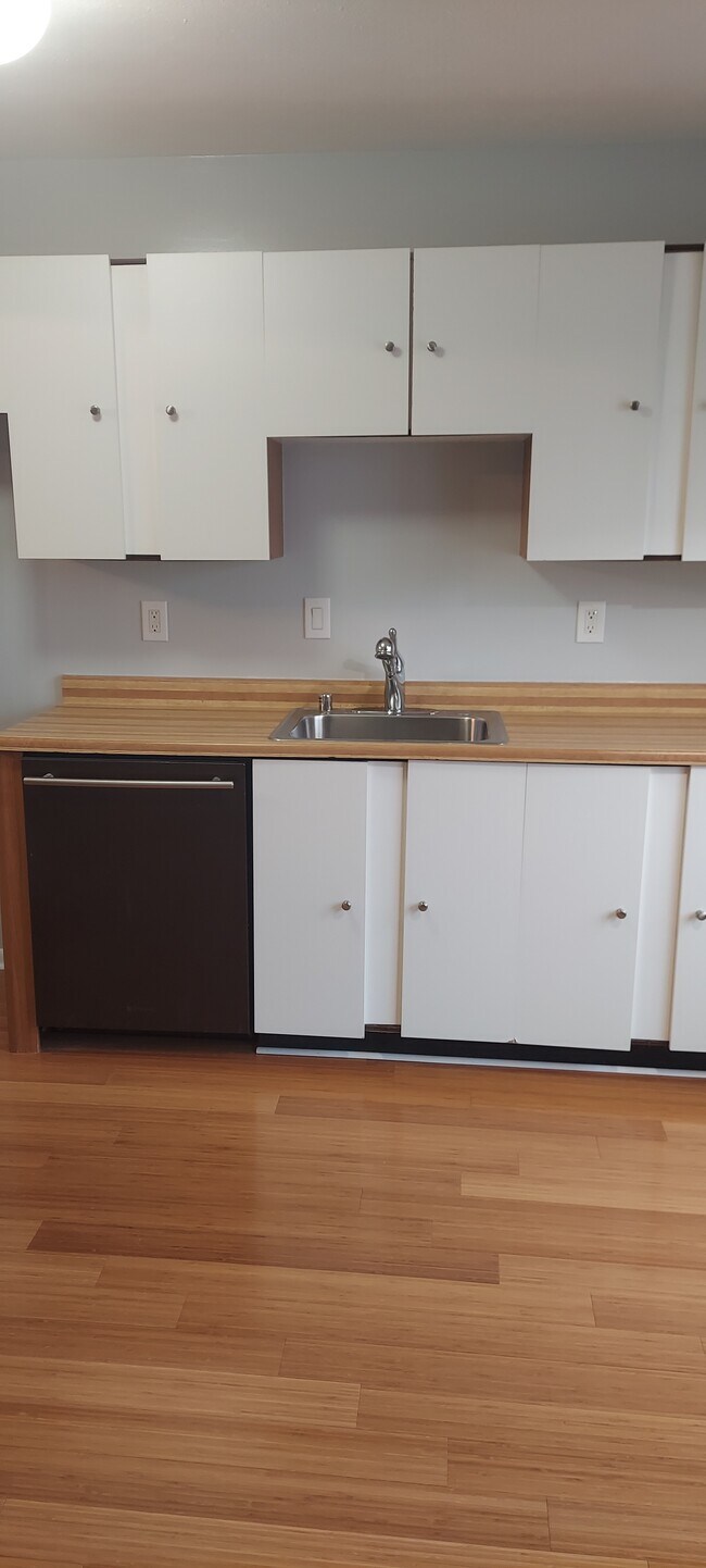 Foto del edificio - 2390 Anvil Ln