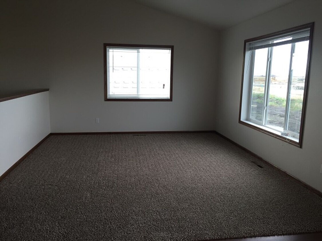 Foto del edificio - 1022 29th Ave W