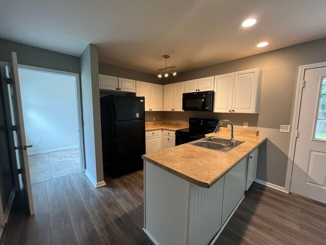 Building Photo - 74 Front Run Pl