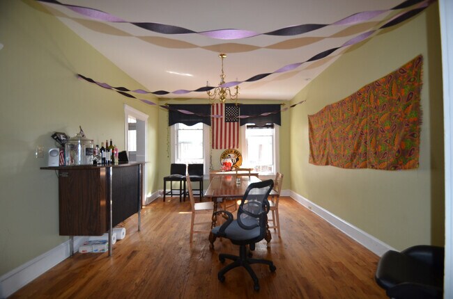 Foto del edificio - 107 E 32nd St