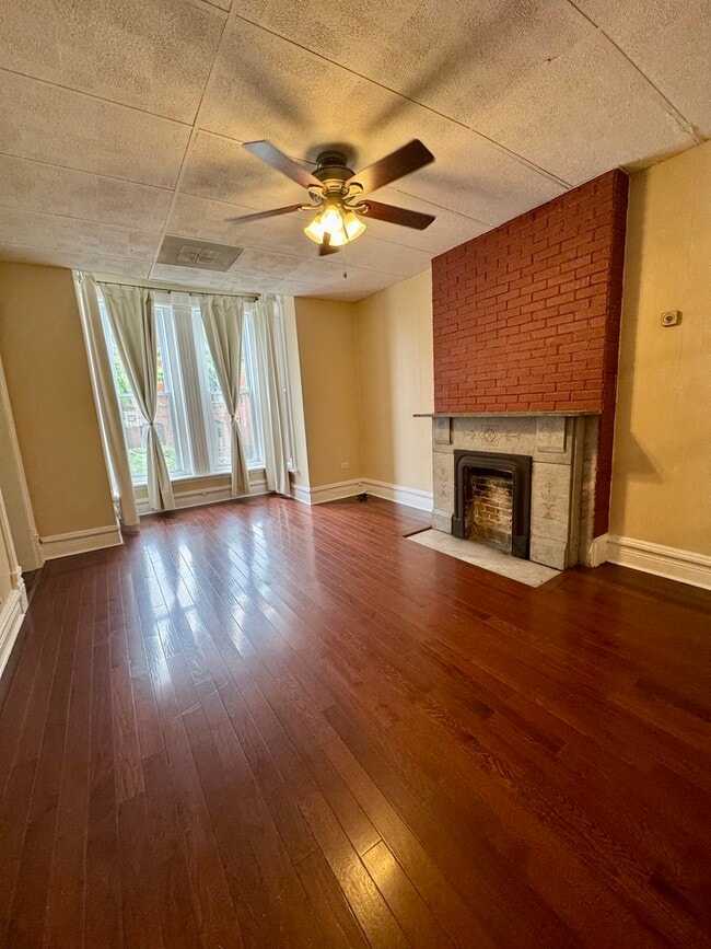 Building Photo - 1012 S Oakley Blvd