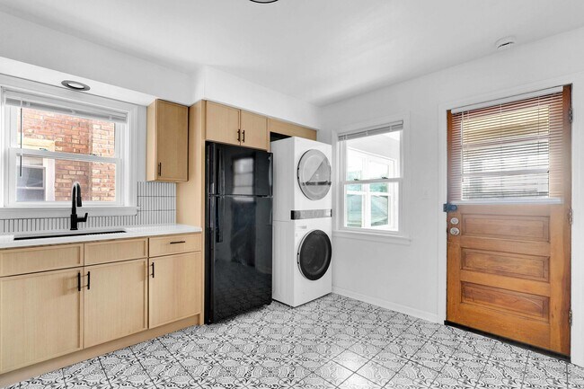 Foto del edificio - 4614 N Central Ave