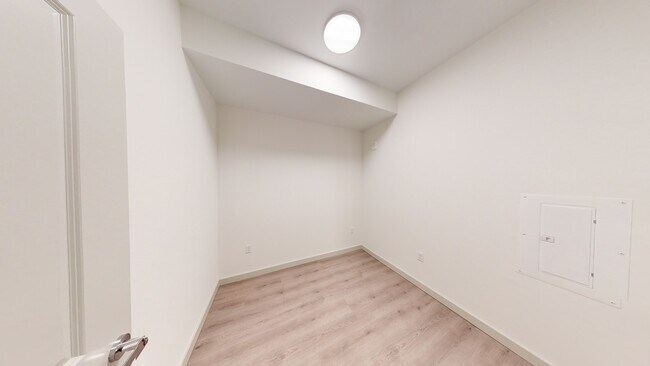 Interior Photo - 101 N Meridian