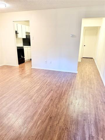 Foto del edificio - 222 N Center St