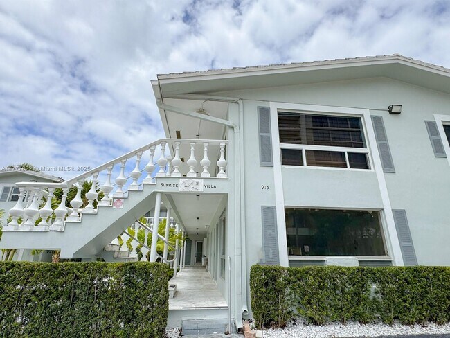 Foto del edificio - 915 Intracoastal Dr