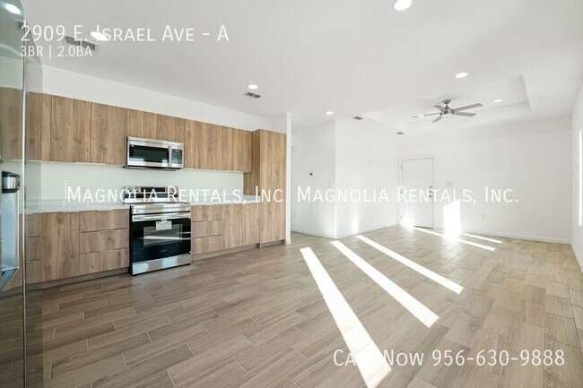 Foto del edificio - 2909 E Israel Ave