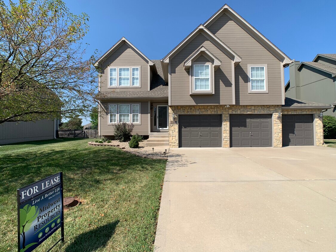 Foto principal - 3318 SW Regatta Dr