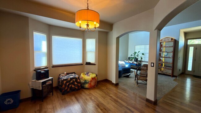 Building Photo - Great Home in Johnstown