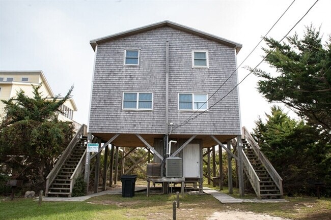 Building Photo - 40302 Due E Rd