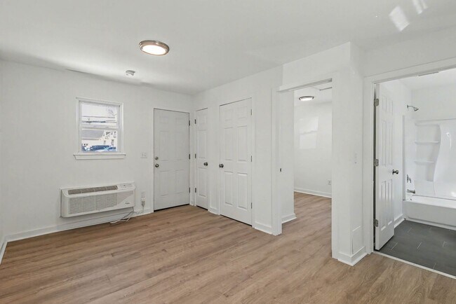 Foto del edificio - Modern Tiny Homes designed for simple, stylish living, cozy spaces, and low-maintenance comfort.