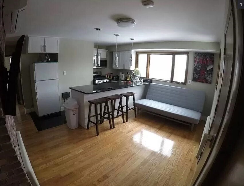Primary Photo - 232 Brookline St