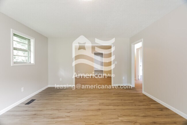 Foto del edificio - 1453 Park Ave