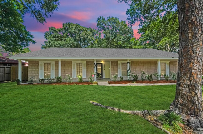 Photo - 2018 Westlake Rd House