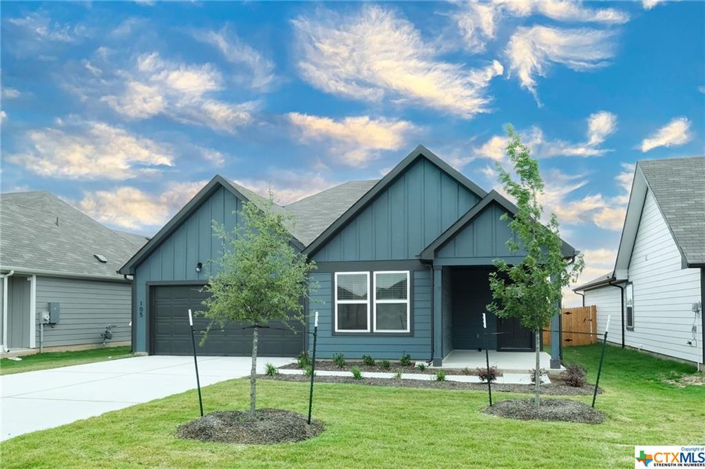 Foto principal - 105 Sweetwater Crk Ln