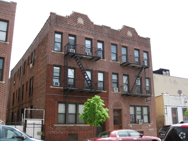 Building Photo - 4747 46th St