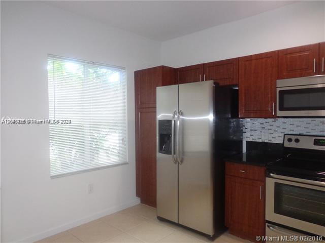 Foto del edificio - 2708 SW 83rd Ave