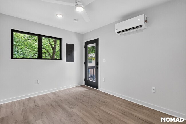 Building Photo - 2413 Glascock St