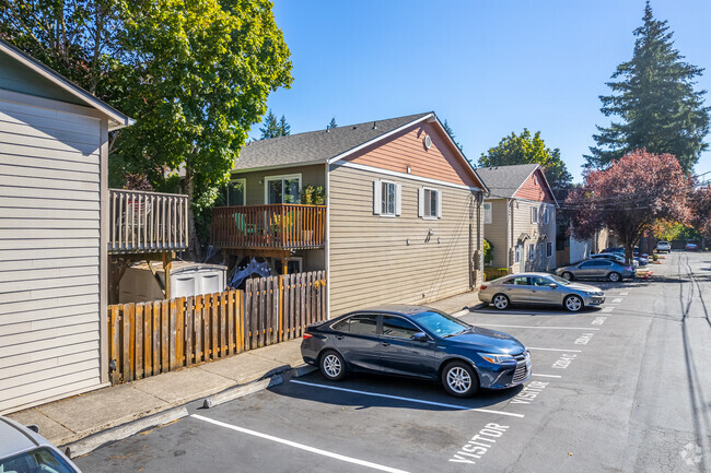 Exterior - Bush Gardens Apts
