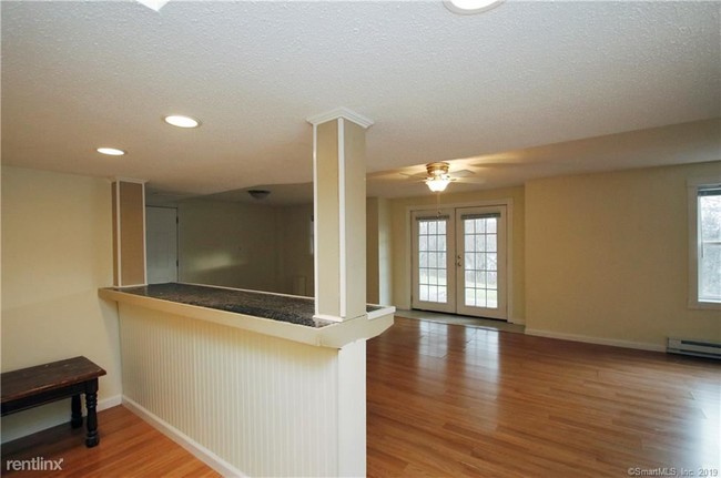 Building Photo - 1 br, 1 bath  - 138 Graham Ridge Rd