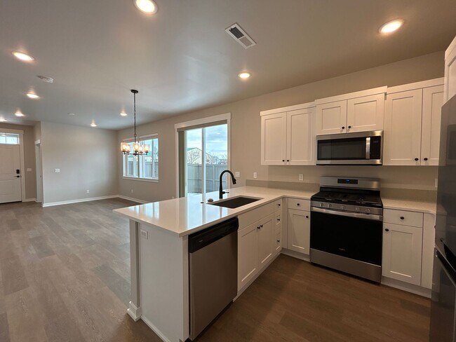 Building Photo - 2 Bedroom in the Luderman Crossing Community