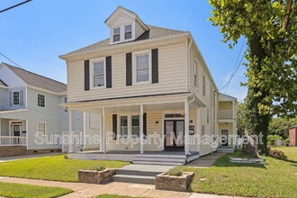 Building Photo - 110 S Willard Ave