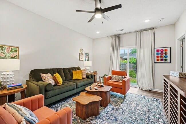 Foto del edificio - 2472 Houston Rd