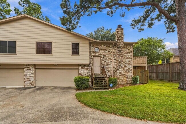 Foto del edificio - 7744 Champion Pines Dr
