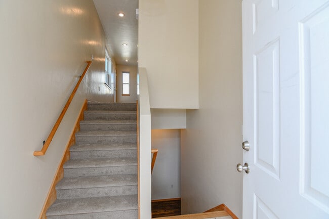 Building Photo - 235 Cavil Way