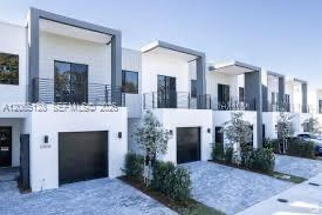 Foto del edificio - 6860 SW 80th St