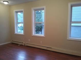 Building Photo - 69 Windom Ave