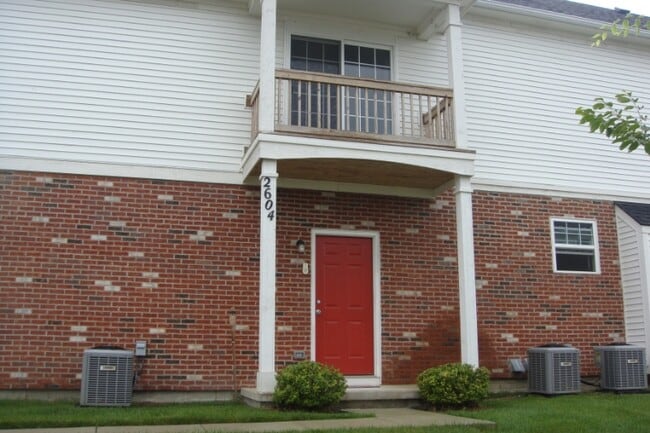 Building Photo - 2604 Riversedge Dr