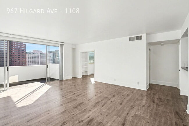 Building Photo - 967 Hilgard Ave