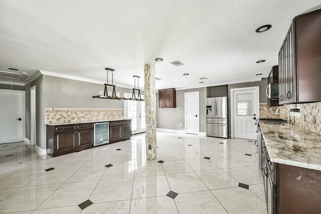 Foto del edificio - 6833 Concho St