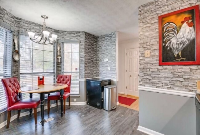 Foto del edificio - 2951 Lexington Trace Dr