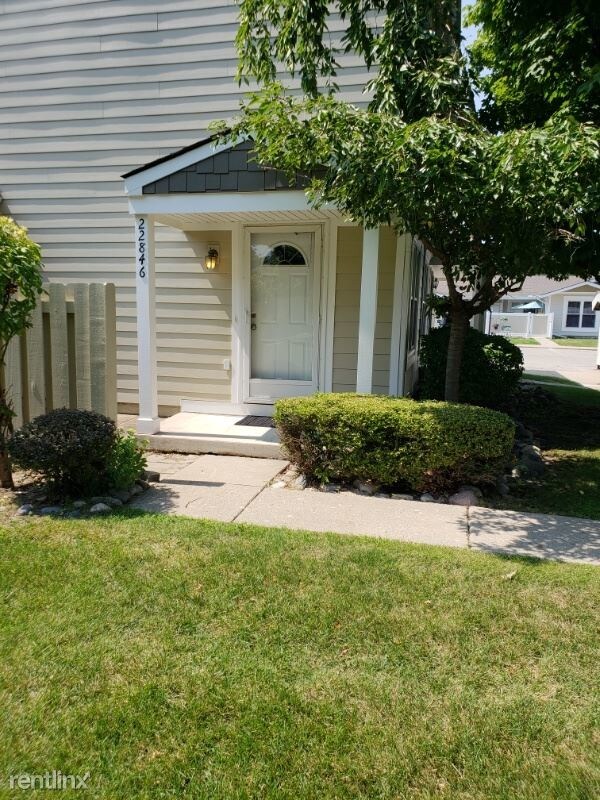 22846 Renford St, Novi, MI 48375 Condo for Rent in Novi, MI