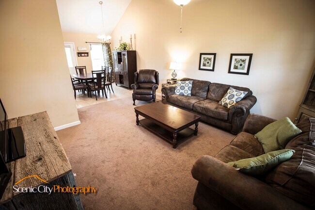 Foto del edificio - 1914 Dupont St