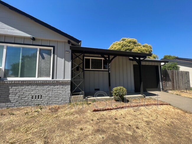 Foto del edificio - 2213 34th Ave