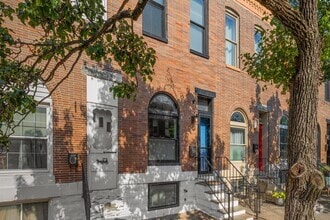 Building Photo - 1820 Jackson St