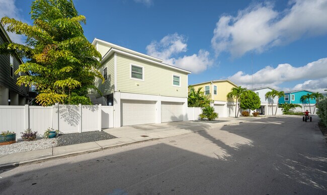 Foto del edificio - 5020 5th Ave