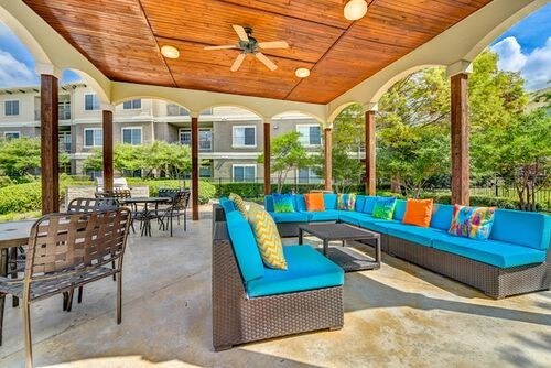 Foto del edificio - 2601 Scofield Ridge Pkwy