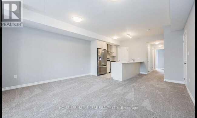 Building Photo - 180 Oat Ln