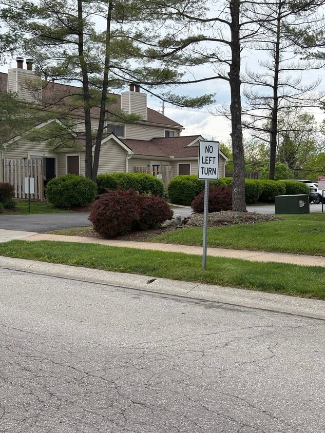 Street view - 23 Hedgerow Ln