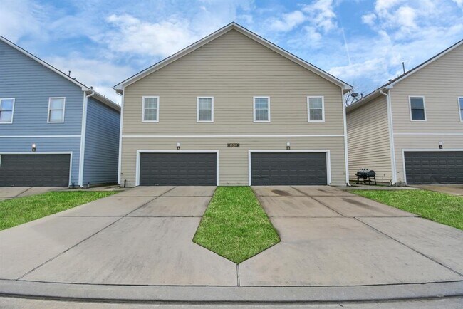 Building Photo - 15311 Addicks Stone Dr