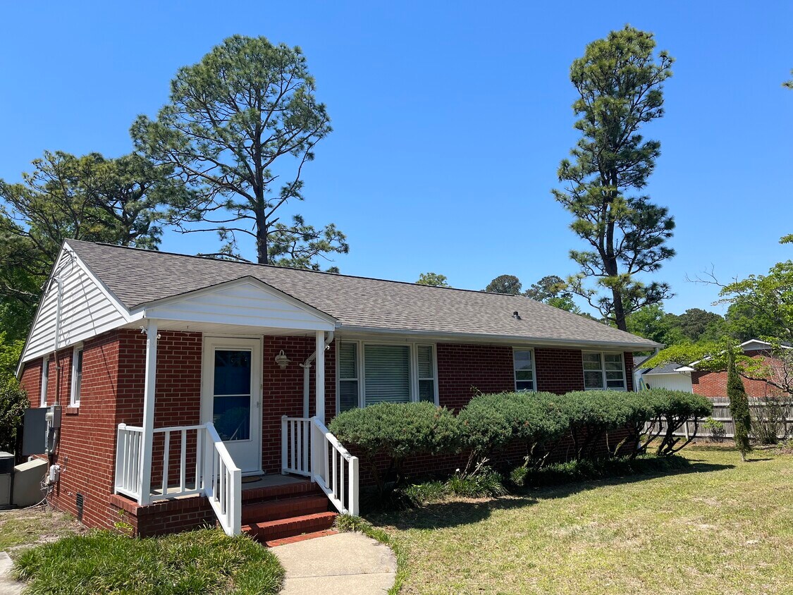 219 Oak Leaf Dr, Wilmington, NC 28403 House Rental in Wilmington, NC