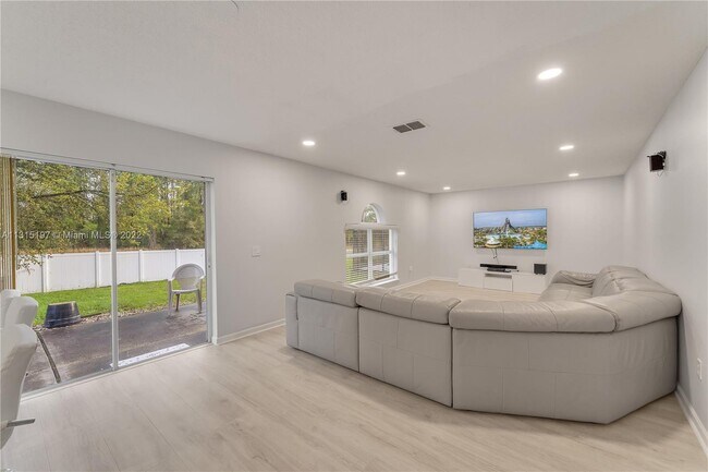 Building Photo - 109 Herring Way