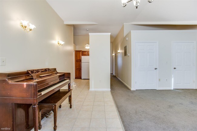 Building Photo - 9201 Owings Manor Ct