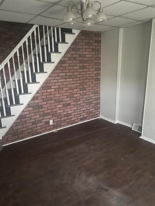 Foto del edificio - 7152 Hegerman St