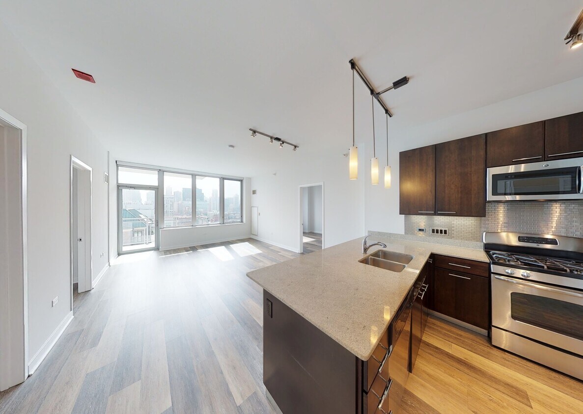 Primary Photo - 539 W Huron St