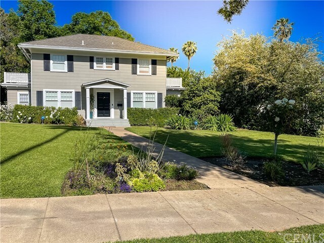 Foto principal - 1450 N Chester Ave